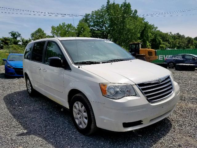 2A4RR4DE1AR103164 - 2010 CHRYSLER TOWN & COU WHITE photo 1