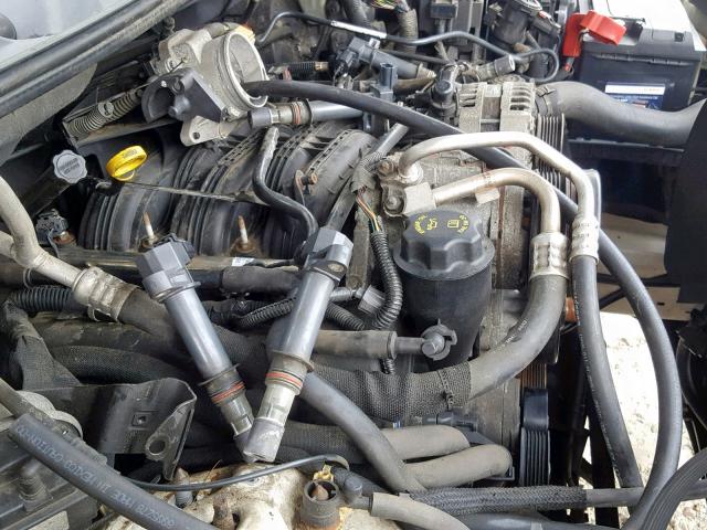 1J8HG48K06C345945 - 2006 JEEP COMMANDER WHITE photo 9