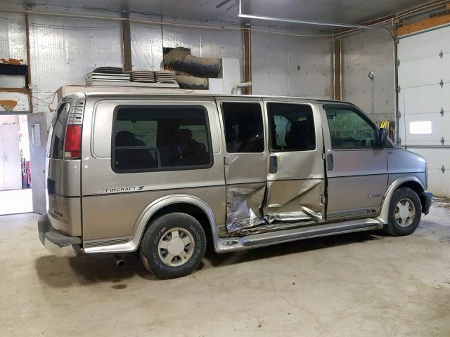 1GBFG15R711109820 - 2001 CHEVROLET EXPRESS G1 SILVER photo 9