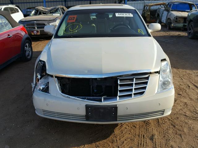 1G6KD5EY7AU116835 - 2010 CADILLAC DTS LUXURY TAN photo 9