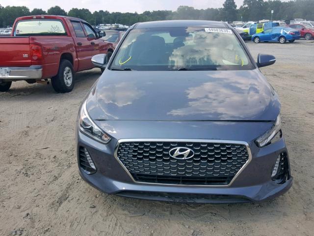 KMHH35LE3JU017542 - 2018 HYUNDAI ELANTRA GT GRAY photo 7