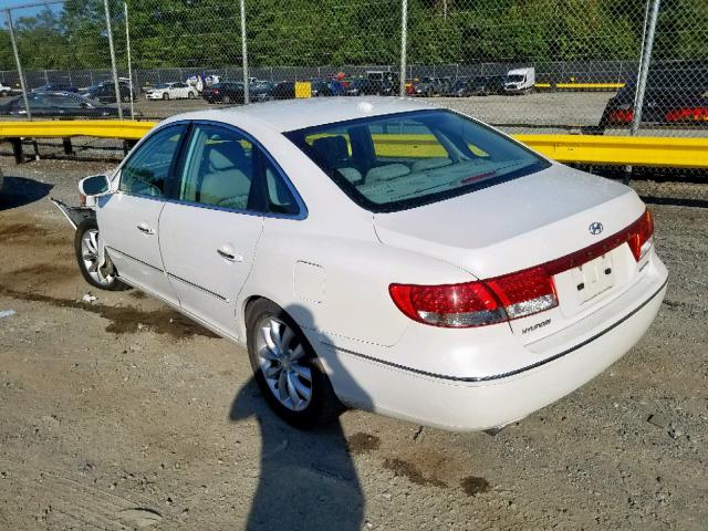 KMHFC46F57A241086 - 2007 HYUNDAI AZERA SE WHITE photo 3