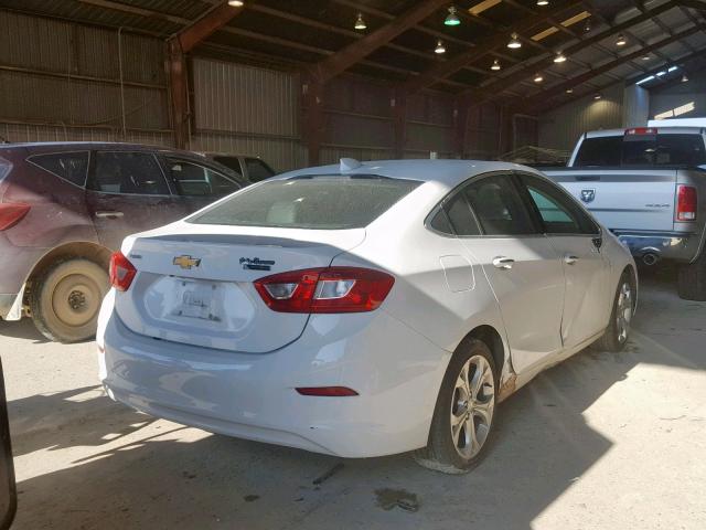 1G1BF5SM3H7139796 - 2017 CHEVROLET CRUZE PREM WHITE photo 4