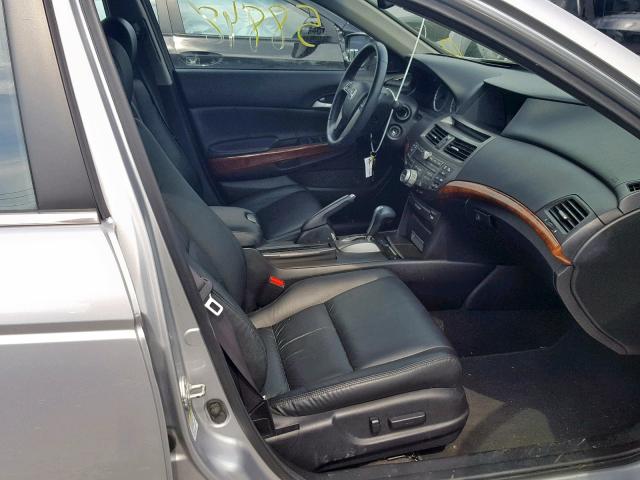 1HGCP3F82CA032021 - 2012 HONDA ACCORD EXL SILVER photo 5