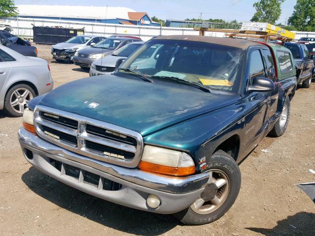 1B7GL22X3WS615036 - 1998 DODGE DAKOTA GREEN photo 2