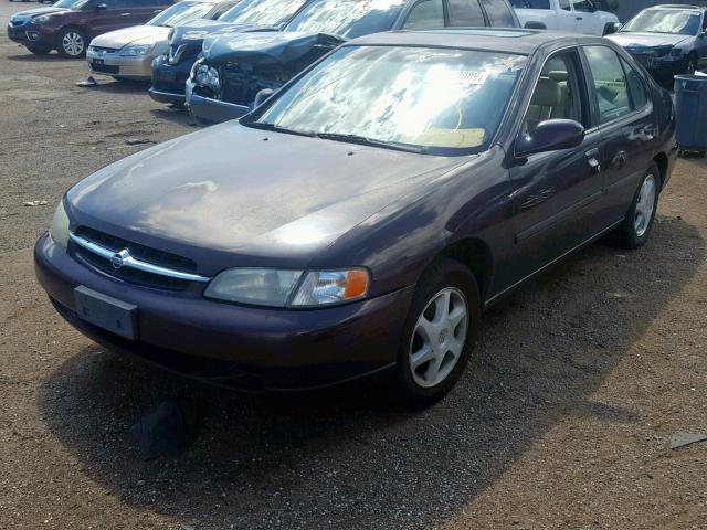 1N4DL01D5XC215558 - 1999 NISSAN ALTIMA XE MAROON photo 2