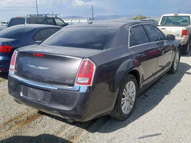 2C3CCARG7DH614124 - 2013 CHRYSLER 300 GRAY photo 4