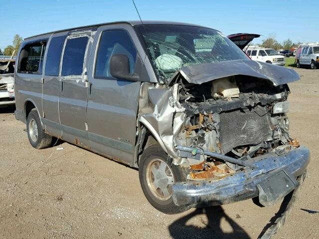 1GNFG15R721157449 - 2002 CHEVROLET EXPRESS G1 TAN photo 1