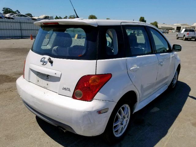 JTKKT624450096900 - 2005 TOYOTA SCION XA WHITE photo 4