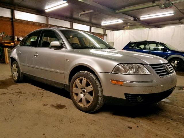 WVWTH63B02P435617 - 2002 VOLKSWAGEN PASSAT GLX 银色 照片 1