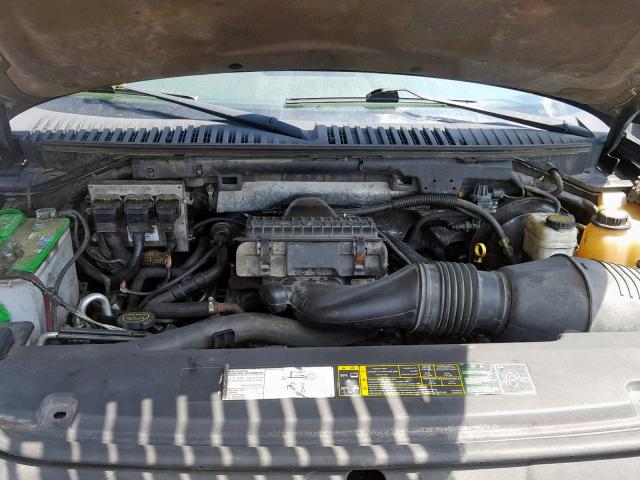 5LMFU285X6LJ30006 - 2006 LINCOLN NAVIGATOR შავი ფოტო 7