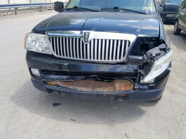5LMFU285X6LJ30006 - 2006 LINCOLN NAVIGATOR შავი ფოტო 9