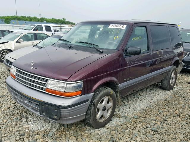 2P4GH4535SR337513 - 1995 PLYMOUTH VOYAGER SE MAROON photo 2