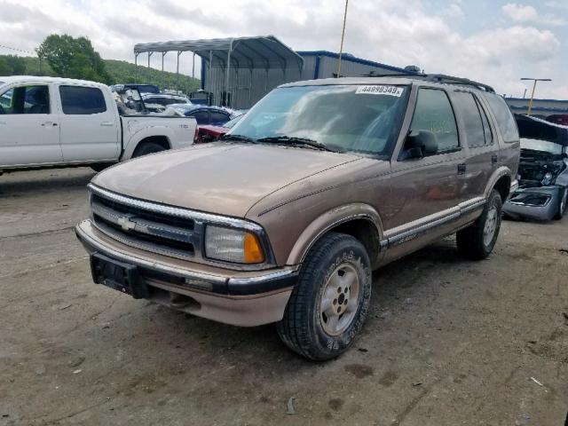 1GNDT13W9V2209884 - 1997 CHEVROLET BLAZER TAN photo 2