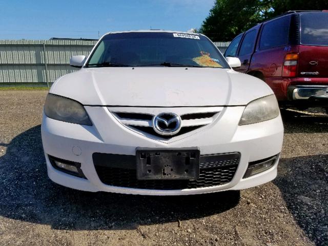 JM1BK323681791118 - 2008 MAZDA 3 S WHITE photo 9