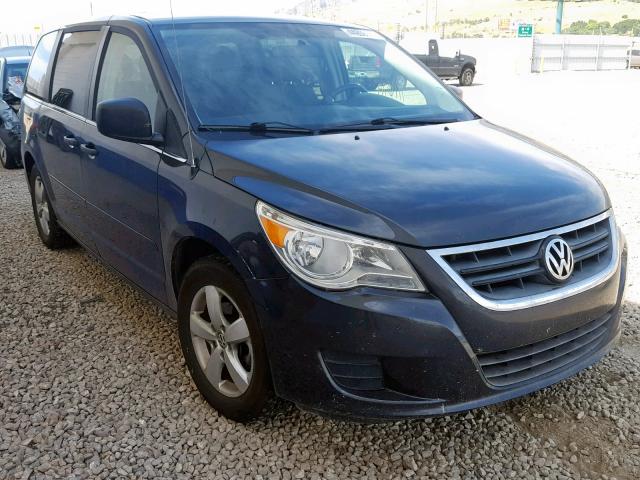 2C4RVAAG5CR120512 - 2012 VOLKSWAGEN ROUTAN S CHARCOAL photo 1