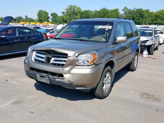 5FNYF28268B025579 - 2008 HONDA PILOT VP GOLD photo 2