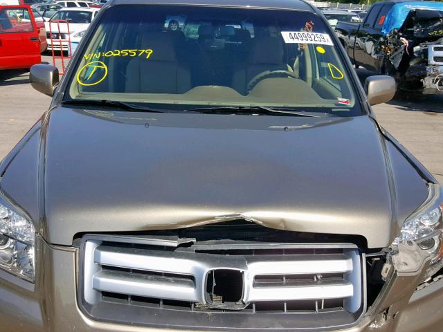 5FNYF28268B025579 - 2008 HONDA PILOT VP GOLD photo 7