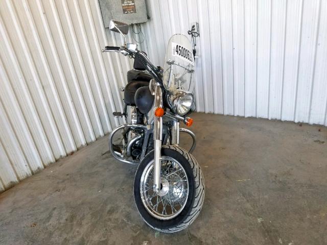 JH2RC44313M701970 - 2003 HONDA VT750 CDA 黑色 照片 1