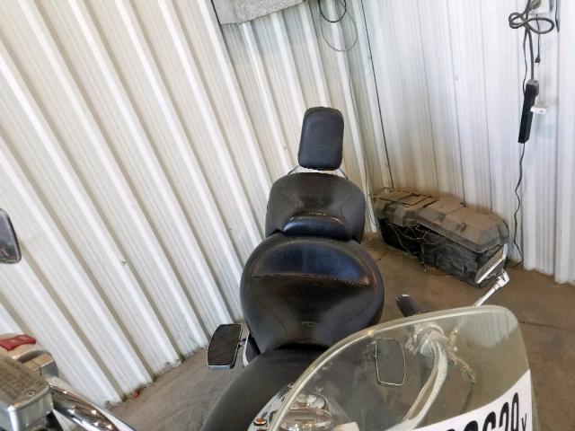 JH2RC44313M701970 - 2003 HONDA VT750 CDA 黑色 照片 6