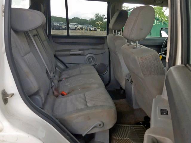 1J8HG48K56C342734 - 2006 JEEP COMMANDER WHITE photo 6