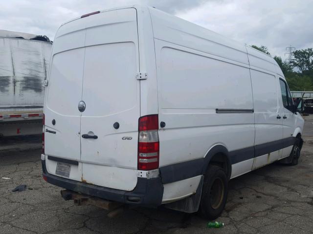 WDYPF445175166247 - 2007 FREIGHTLINER SPRINTER 3 WHITE photo 4