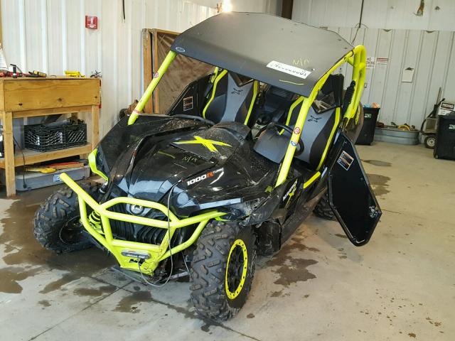 3JBPDAR21FJ003867 - 2015 CAN-AM MAVERICK 1 BLACK photo 2