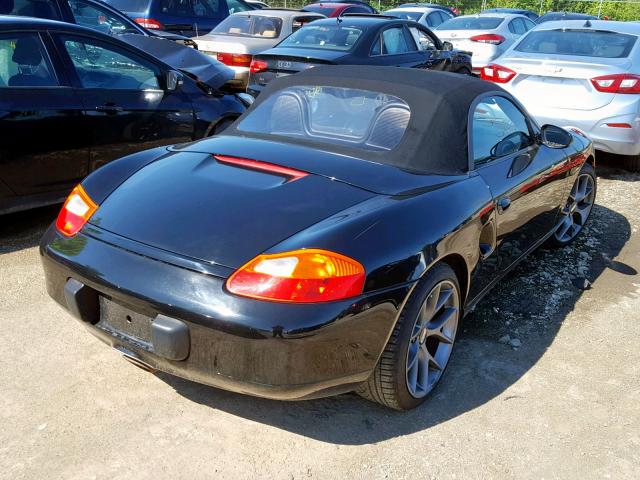 WP0CA29842U621543 - 2002 PORSCHE BOXSTER BLACK photo 4