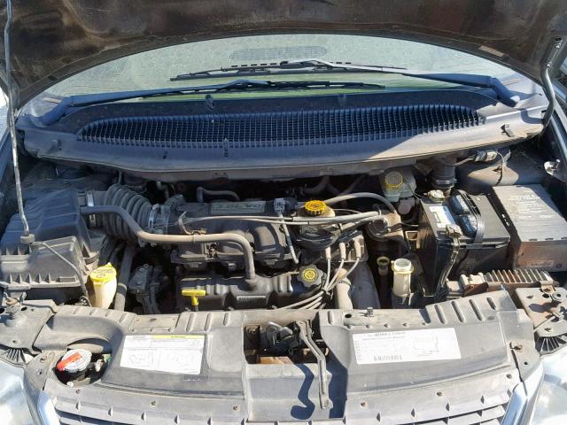 2C8GP64L62R693553 - 2002 CHRYSLER TOWN & COU GREEN photo 7