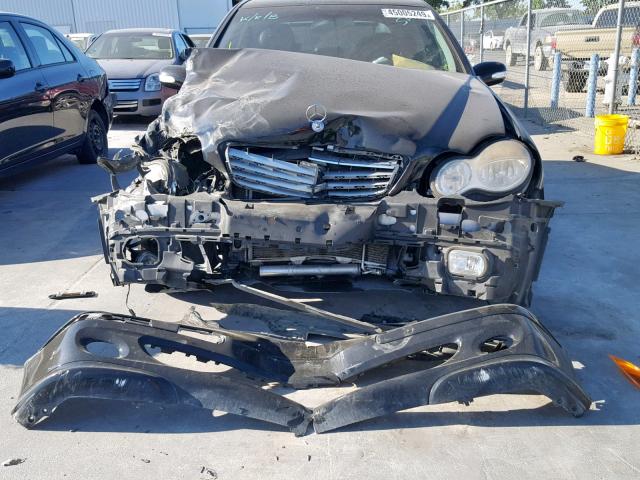 WDBRF61J15A691829 - 2005 MERCEDES-BENZ C 240 BLACK photo 7