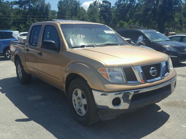 1N6AD07U25C408911 - 2005 NISSAN FRONTIER C ORANGE photo 1