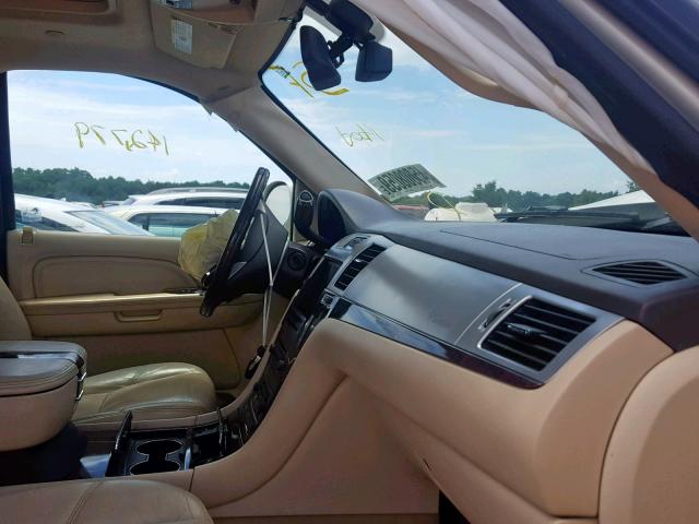 1GYFK63877R144007 - 2007 CADILLAC ESCALADE L CREAM photo 5