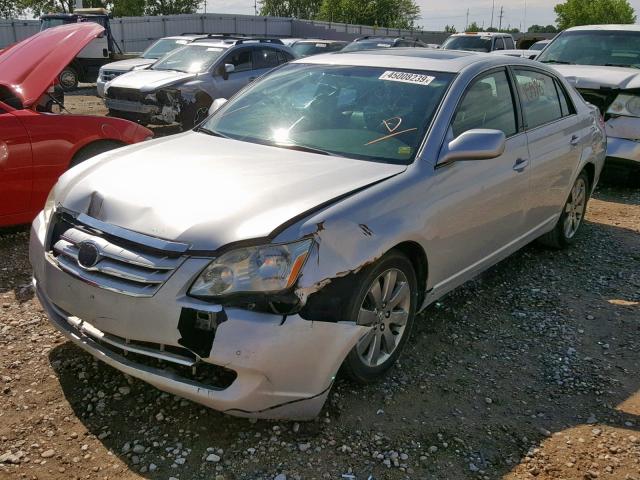 4T1BK36B46U072555 - 2006 TOYOTA AVALON SILVER photo 2