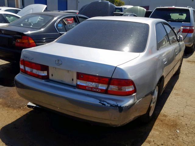 JT8BF28G715111622 - 2001 LEXUS ES 300 GRAY photo 4