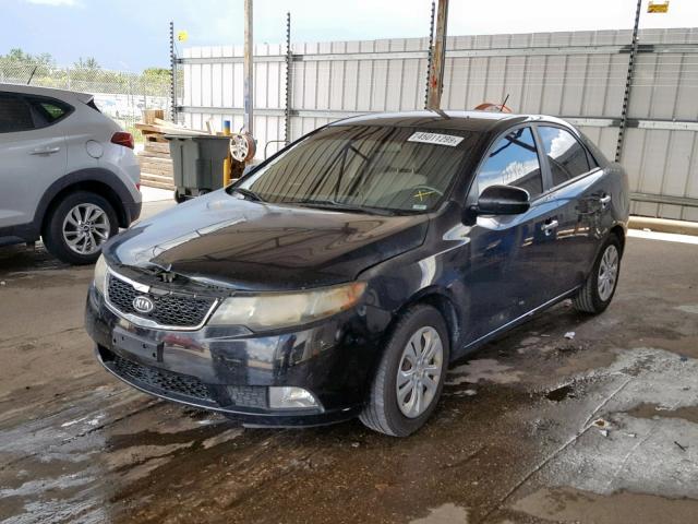 KNAFU4A27C5578848 - 2012 KIA FORTE EX BLACK photo 2