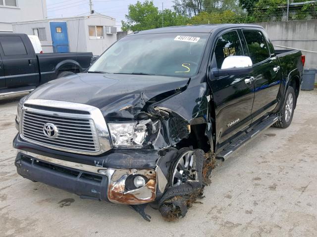 5TFFY5F12AX088882 - 2010 TOYOTA TUNDRA CRE BLACK photo 2