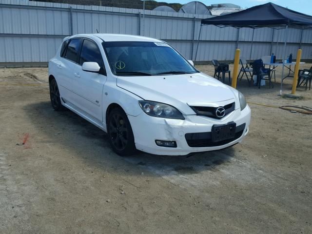 JM1BK343481865004 - 2008 MAZDA 3 HATCHBAC WHITE photo 1