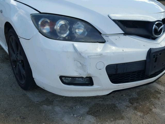 JM1BK343481865004 - 2008 MAZDA 3 HATCHBAC WHITE photo 9