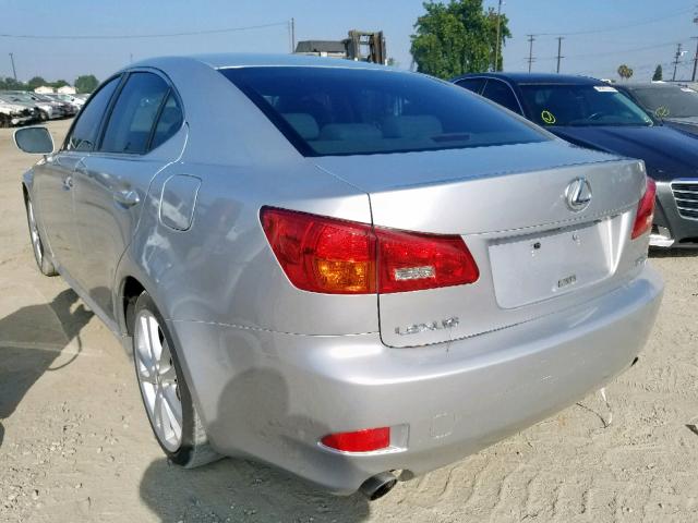 JTHBK262365000317 - 2006 LEXUS IS 250 SILVER photo 3