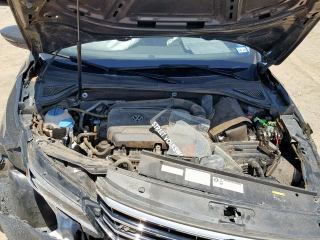 1VWDT7A31HC067398 - 2017 VOLKSWAGEN PASSAT R-L CHARCOAL photo 7