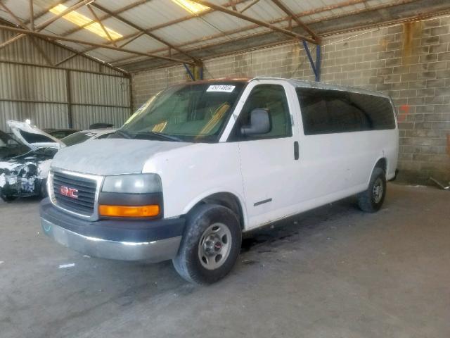 1GJHG39U861191880 - 2006 GMC SAVANA G35 WHITE photo 2