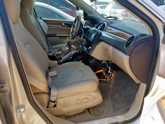 5GAKRDED7CJ215165 - 2012 BUICK ENCLAVE TAN photo 5