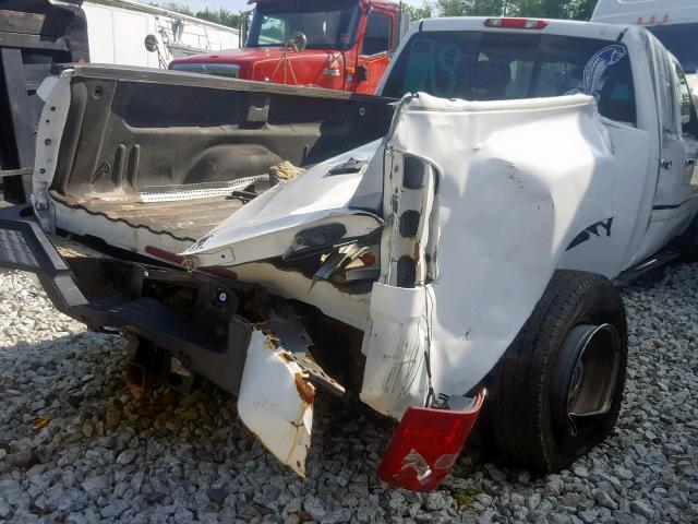 1GT426C88BF166458 - 2011 GMC SIERRA K35 WHITE photo 9