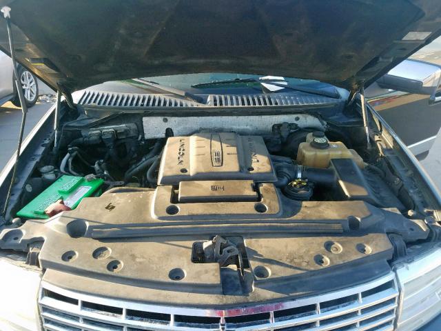 5LMFL28568LJ08199 - 2008 LINCOLN NAVIGATOR BLACK photo 7
