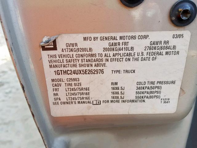 1GTHC24UX5E262976 - 2005 GMC SIERRA C25 TAN photo 10