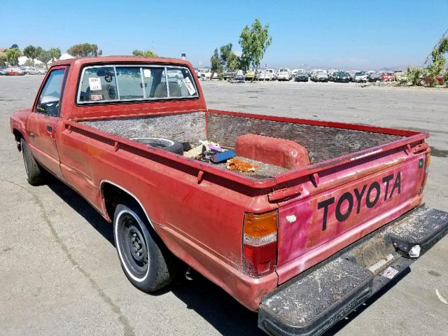 JT4RN55R9E0070424 - 1984 TOYOTA PICKUP 1/2 RED photo 3