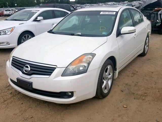 1N4BL21E69N426139 - 2009 NISSAN ALTIMA 3.5 WHITE photo 2