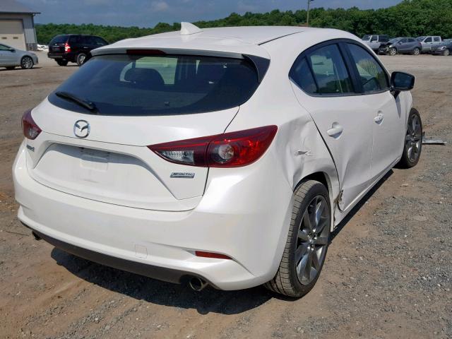 3MZBN1L32JM173052 - 2018 MAZDA 3 TOURING WHITE photo 4