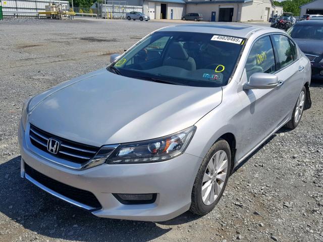 1HGCR3F83EA015404 - 2014 HONDA ACCORD EXL SILVER photo 2