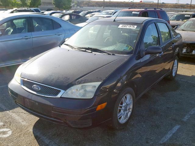 1FAHP34N17W112812 - 2007 FORD FOCUS ZX4 BLACK photo 2